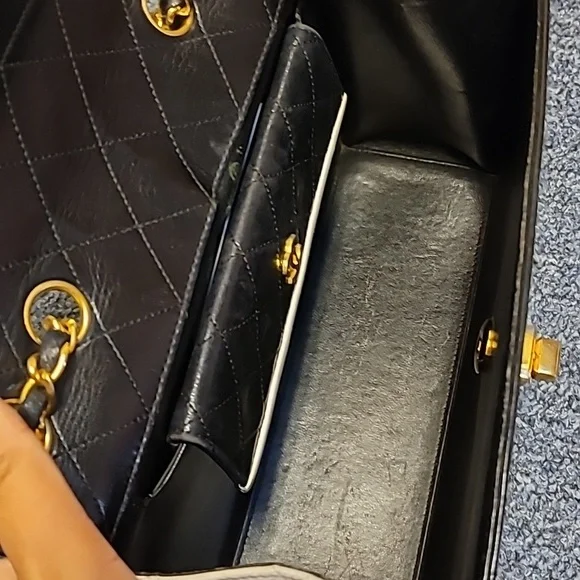 Vintage Chanel Bag - Picture 6 of 12